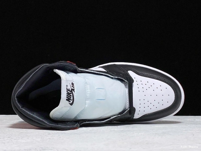 Kick Theory Satin Black Retro 1 Toe High Jordan Air CD0461-016 0815